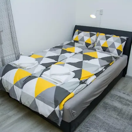 Apartment Studio Teo - Near Everywhere You Want To Be *